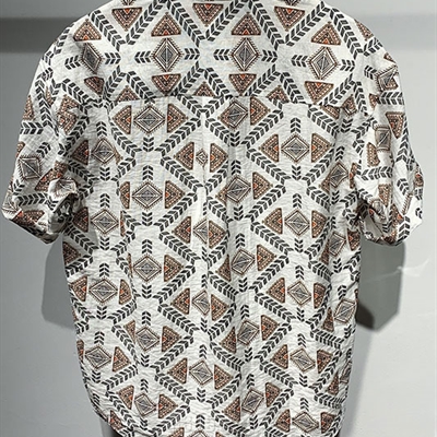 市场上装-衬衫-休闲衬衫