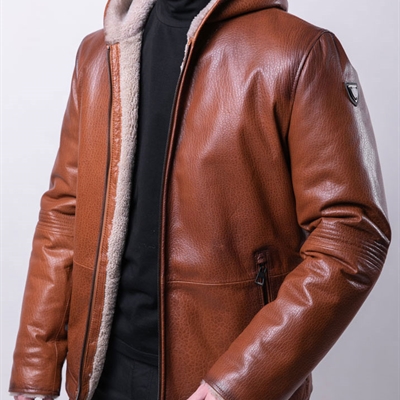 市场上装-皮衣-商务皮衣