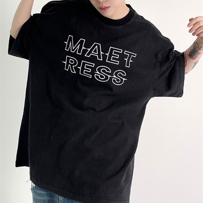 市场上装-T恤-电商T恤