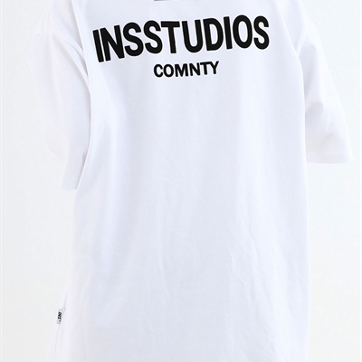 市场上装-T恤-电商T恤