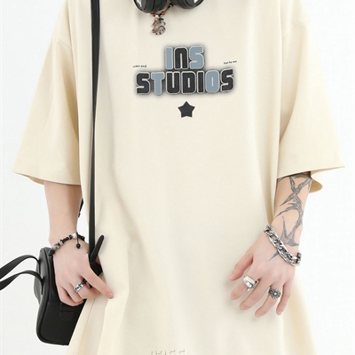 市场上装-T恤-电商T恤