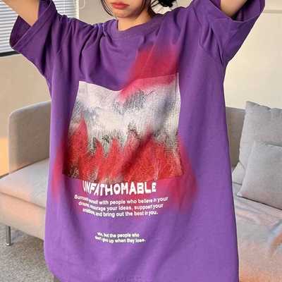 市场上装-T恤-电商T恤