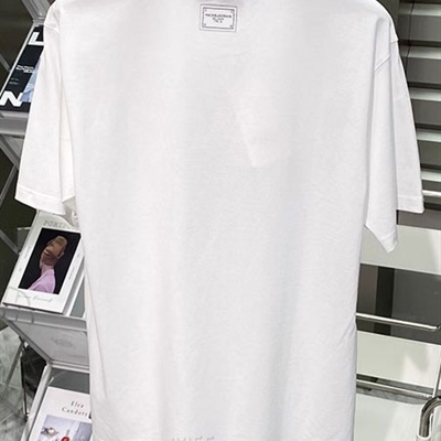 市场上装-T恤-欧货T恤