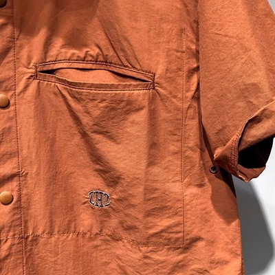 市场上装-衬衫-休闲衬衫