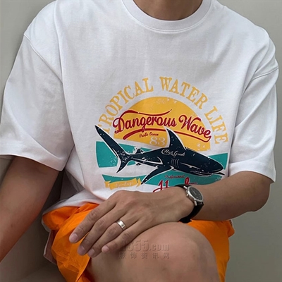 市场上装-T恤-休闲T恤