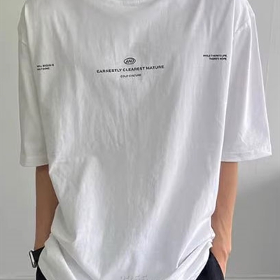 市场上装-T恤-休闲T恤