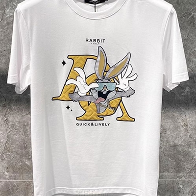 市场上装-T恤-欧货T恤