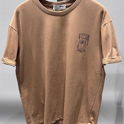 市场上装-T恤-休闲T恤