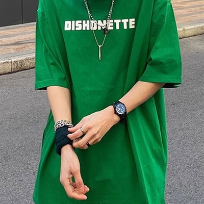 市场上装-T恤-电商T恤