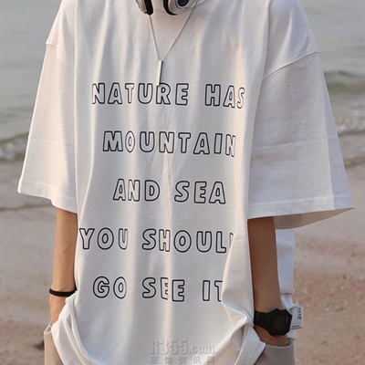 市场上装-T恤-电商T恤