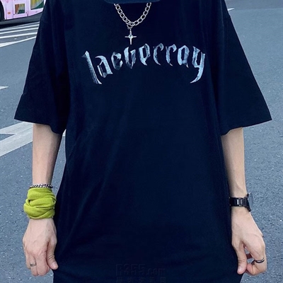 市场上装-T恤-电商T恤