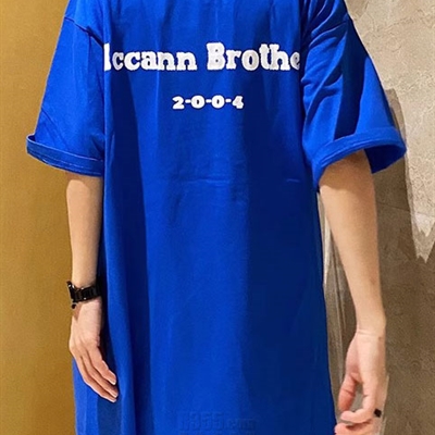 市场上装-T恤-电商T恤