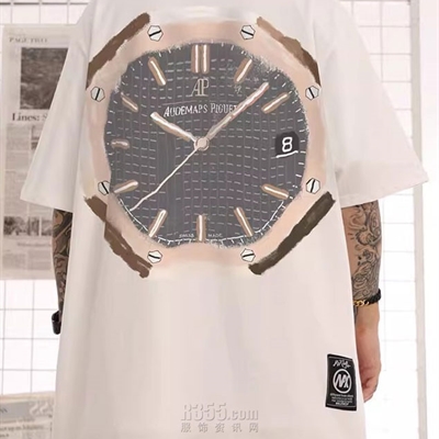 市场上装-T恤-电商T恤