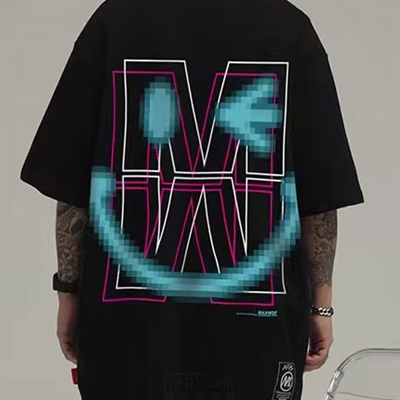 市场上装-T恤-电商T恤