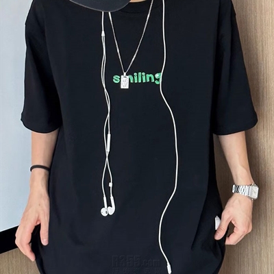 市场上装-T恤-电商T恤