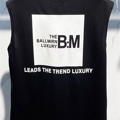 市场上装-T恤-欧货T恤