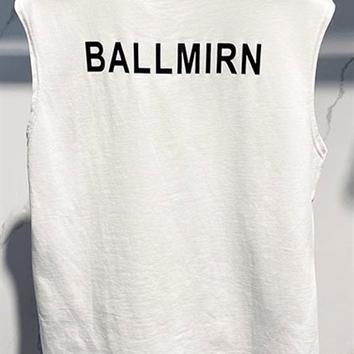 市场上装-T恤-欧货T恤