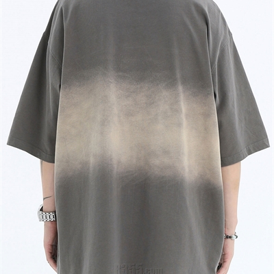 市场上装-T恤-电商T恤