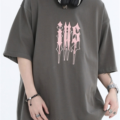 市场上装-T恤-电商T恤