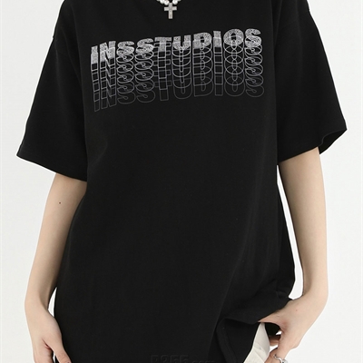 市场上装-T恤-电商T恤