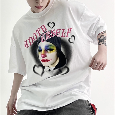 市场上装-T恤-电商T恤