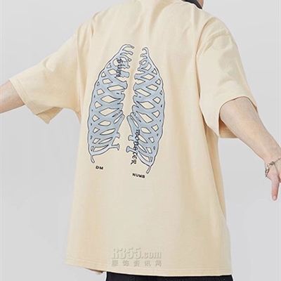 市场上装-T恤-电商T恤