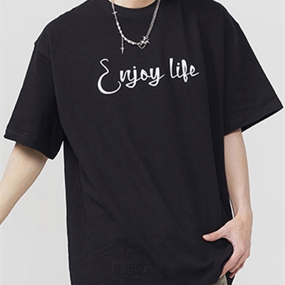 市场上装-T恤-电商T恤