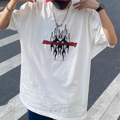 市场上装-T恤-电商T恤