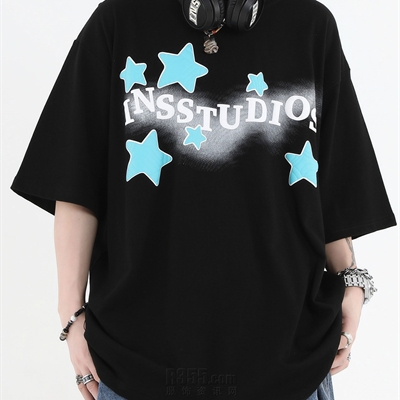 市场上装-T恤-电商T恤