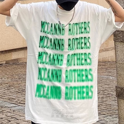 市场上装-T恤-电商T恤