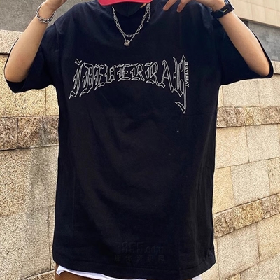 市场上装-T恤-电商T恤