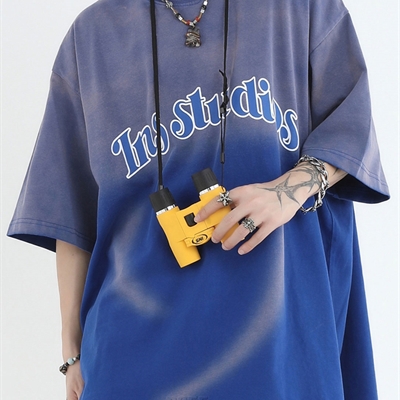 市场上装-T恤-电商T恤