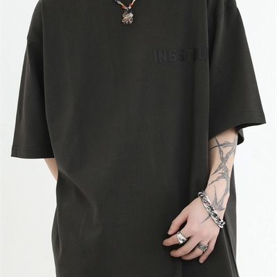 市场上装-T恤-电商T恤