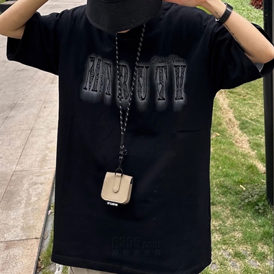 市场上装-T恤-电商T恤