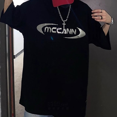 市场上装-T恤-电商T恤