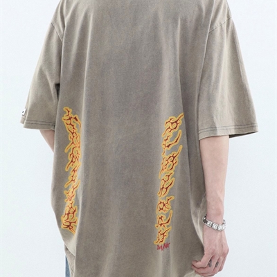 市场上装-T恤-电商T恤