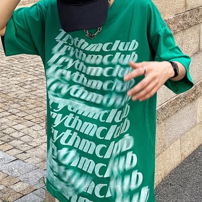 市场上装-T恤-电商T恤