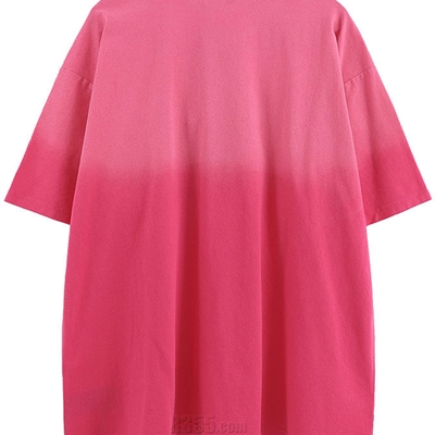 市场上装-T恤-电商T恤