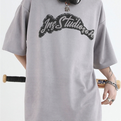 市场上装-T恤-电商T恤