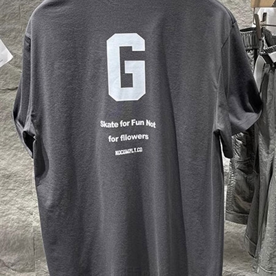 市场上装-T恤-休闲T恤