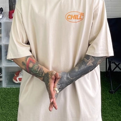 市场上装-T恤-电商T恤