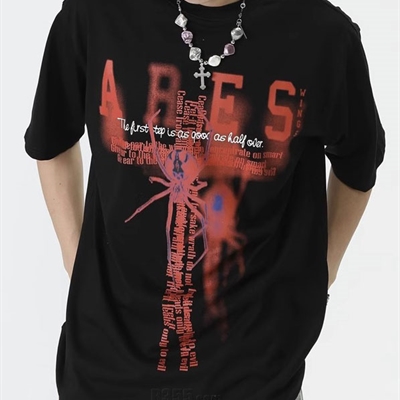 市场上装-T恤-电商T恤