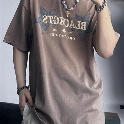 市场上装-T恤-电商T恤