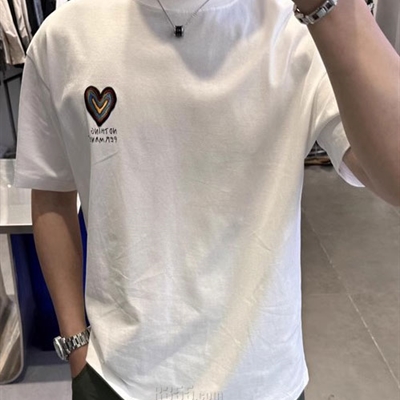 市场上装-T恤-休闲T恤