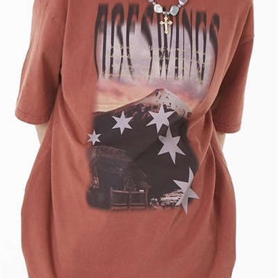 市场上装-T恤-电商T恤