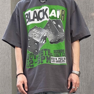 市场上装-T恤-电商T恤