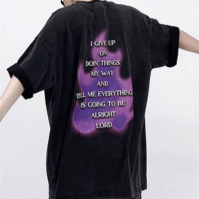 市场上装-T恤-电商T恤