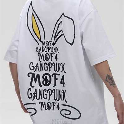 市场上装-T恤-电商T恤