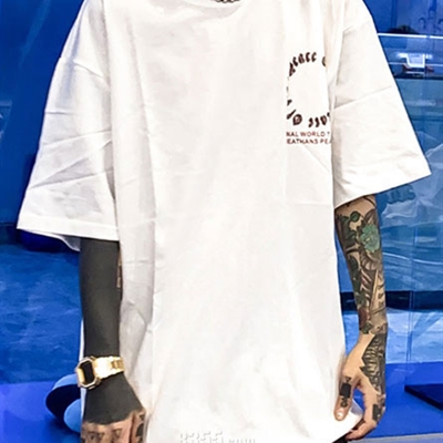 市场上装-T恤-电商T恤