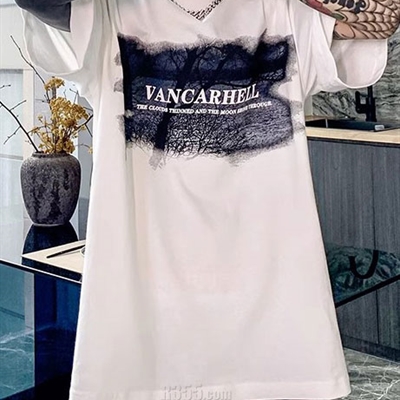 市场上装-T恤-电商T恤